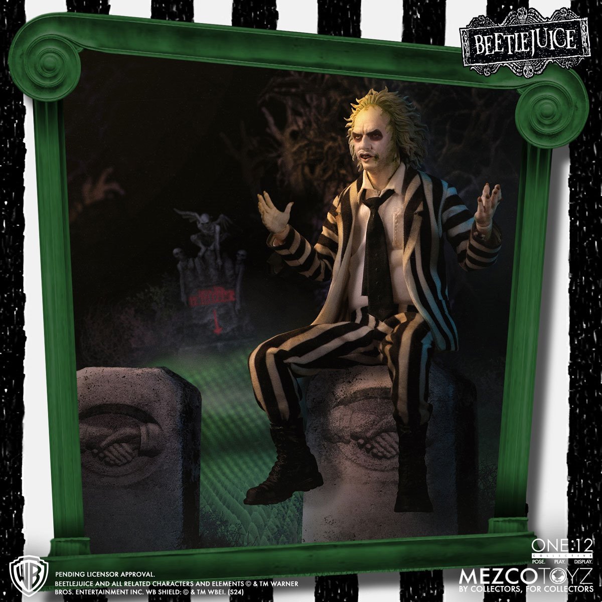 PRE-ORDER Beetlejuice Deluxe Edition One:12 Collective Action Figure